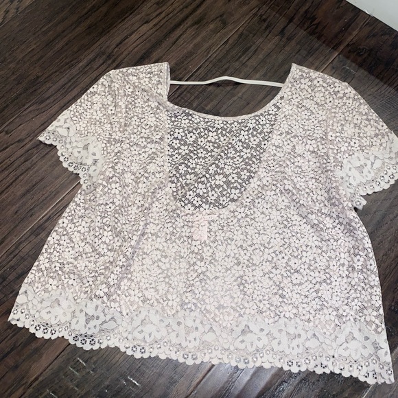 Cute shirt V Secret - Picture 2 of 2